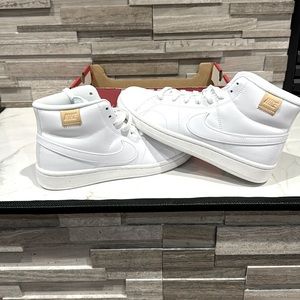 Women Nike Court Royal Mid